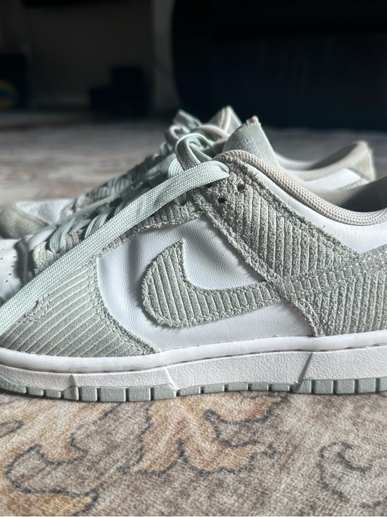 Nike Shoes - Nike Low-Top Sneakers in Light Grey and White